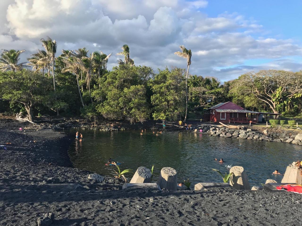 Oceanfront Cottage Near The Kalapana Lava Flows Kehena Bagian luar foto